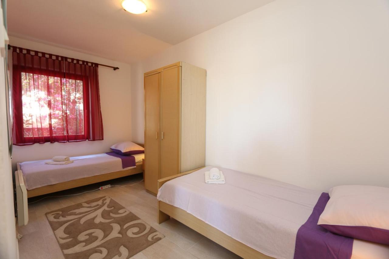Apartment Lidija Šilo Kültér fotó