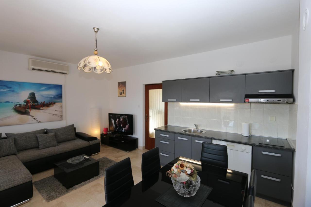 Apartment Lidija Šilo Kültér fotó